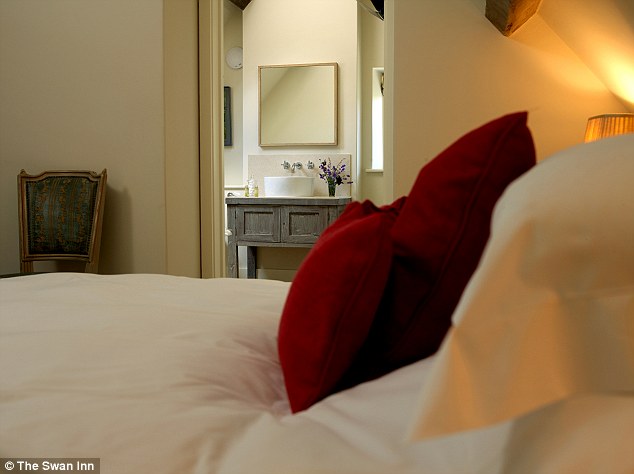 The Swan Inn Luxurious Rooms 6